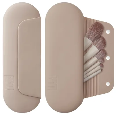Portable Magnetic Silicone Makeup Brush Holder Waterproof Travel Cosmetic Organizer Soft Silicone Makeup Bag for Wholesale
