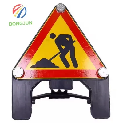 Outdoor Road Traffic Sign Board Traffic Safety Warning for Sidewalks-Caution & Danger Sign