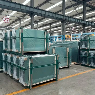 High Quality Certified Tempered Glass Ultra Clear Float Glass for Building Facades & Interior Design