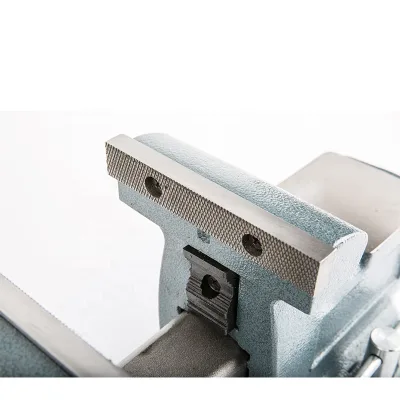 High Quality Manual Bench Vise 7404 Large Anvil Cast Iron Adjustable Hand Tool Vise