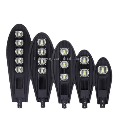 Hot Selling 200W LED Street Lights Die-Casting Aluminium Parking Lot Garden Lighting AC Power Supply IP65 ABS Road CE Certified
