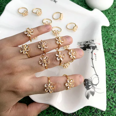 Wholesale Gold Plated Micro Zircon Brass Adjustable Finger Ring Flower Shape Gold Color Fashion Rings