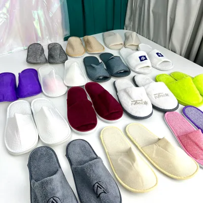 Customized Logo Comfortable Four Season Non-woven Fabric Disposable Slippers for Hotel