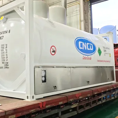 Carbon Dioxide Road Tanker for Enhanced Oil Recovery Injection Wells and Field Operations