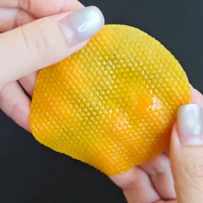 Mianpu Round Yellow Turmeric Cotton Pad Packaging Material Toner Pad Sheet 1 Layer 90gsm Model 94