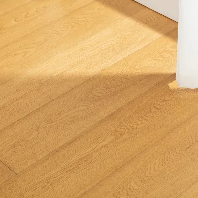 Natural Golden Oak Engineered Flooring Wear-resistant AB Grade Matte Click EN13501 Certified for Residential Whole House