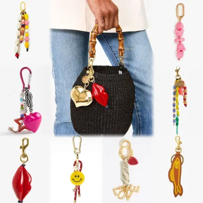 2026 New Arrival Diy Color-Retaining Sports Bag Chains Fashionable Various Styles Beaded Heart Pendant Keychain Gifts for Women