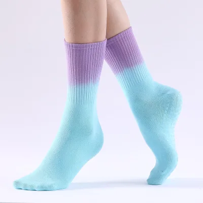 Wholesale Black Cotton Low Cut Ankle Support Bandage Yoga Pilates Athletic Gym ultra Thin Custom logo Grip Socks for Women