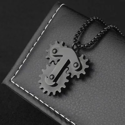 Hot-Selling Cross-Border Stainless Steel Gear Necklace Rock Pendant EDC Hip-Hop Creative Polished Rotating Triple Gear