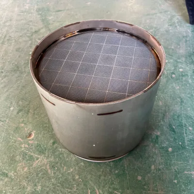 Zhongci DPF / SCR Euro 6 Truck Merced Benz DPF Assembly. Content of DPF A0001405192 SIC Substrade