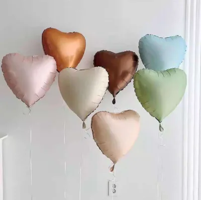 Popular 18 Inch Gold Silver Heart Mylar Balloons for Wedding Birthday Party Decorations love Inflatable Helium Balloon
