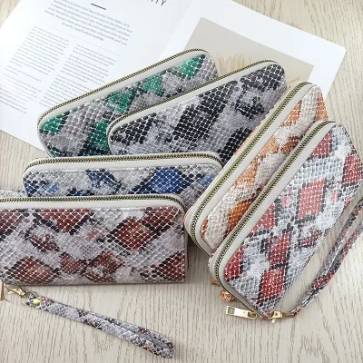2026 New Long Women's Snake Pattern Contrasting Color Niche Texture Cross-Border European American Practical Handbag Wallet