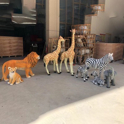 Ife Size Safari Stuffed Animals Figures/ Fiberglass Giraffe Animal Character/ Animals Like Lions and tigers