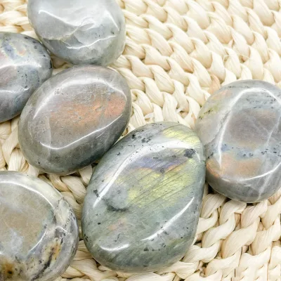 High Quality Palm Stones  Palm Stones Wholesale Labradorite Palmstone