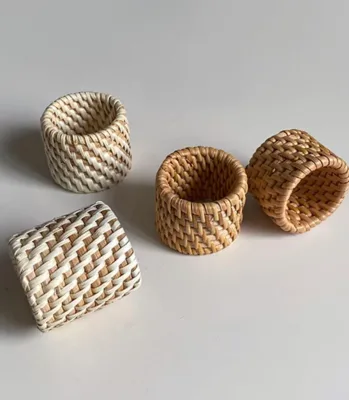 Handmade Luxury Eco-Friendly Durable Rattan Woven Napkin Rings & Handkerchief Holder for Dining Tables and Parties