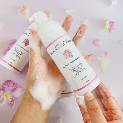 Good Quality Natural Organic Herbal Foaming Facial Cleanser Moisturizing Anti-aging Acne Liquid with Oil Control