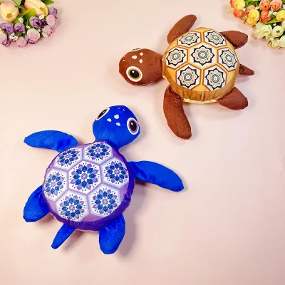 Color Printed Squeaky Turtle Plush Dog Toy, Soft Stuffed Sea Turtle Pet Chew Toy for Puppy Small Medium Dogs